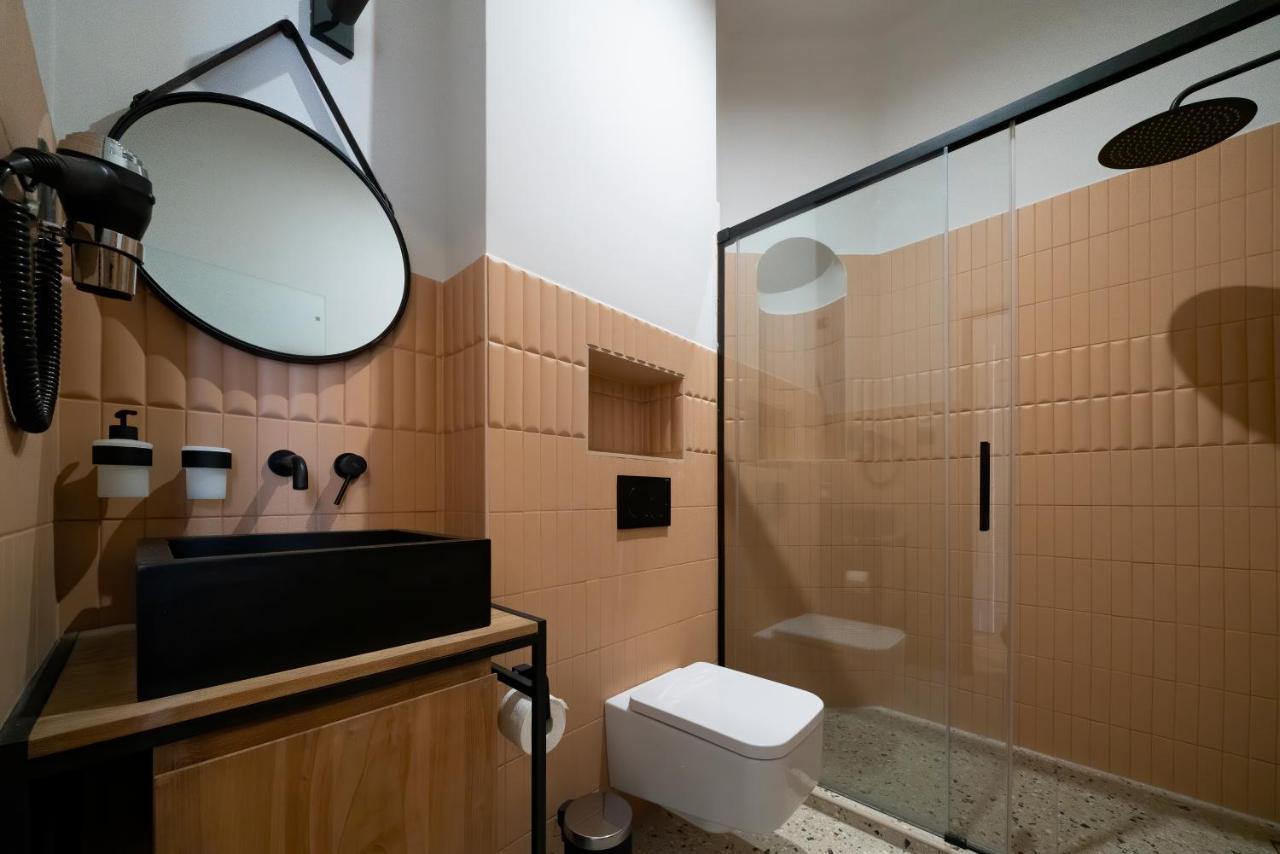 Hotel Nest à Győr Extérieur photo