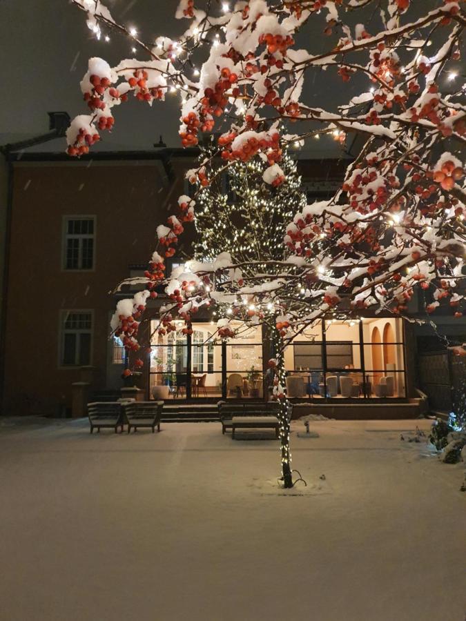 Hotel Nest à Győr Extérieur photo
