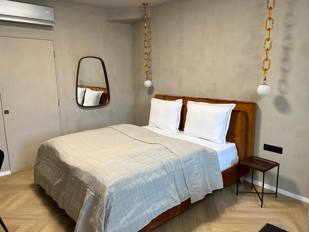 Hotel Nest à Győr Extérieur photo