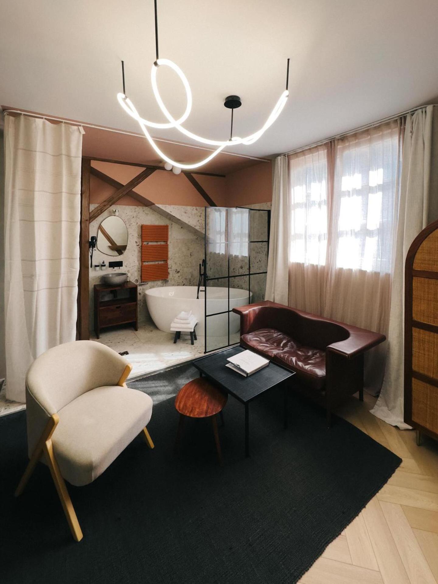 Hotel Nest à Győr Extérieur photo